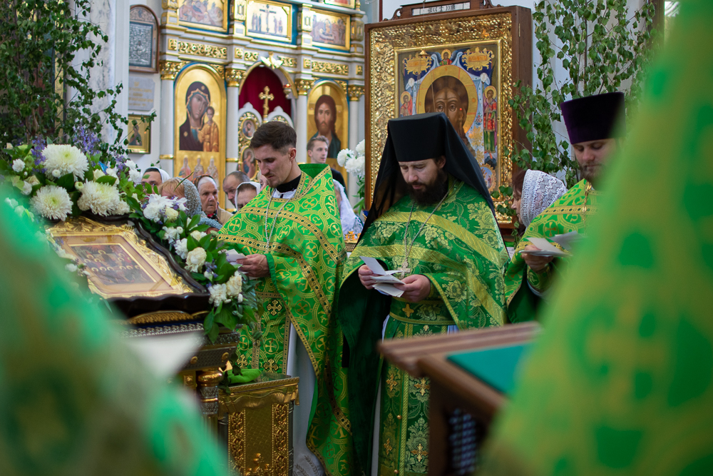 Служба в кафедральном соборе минска