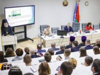 photo_5291919026512662694_y