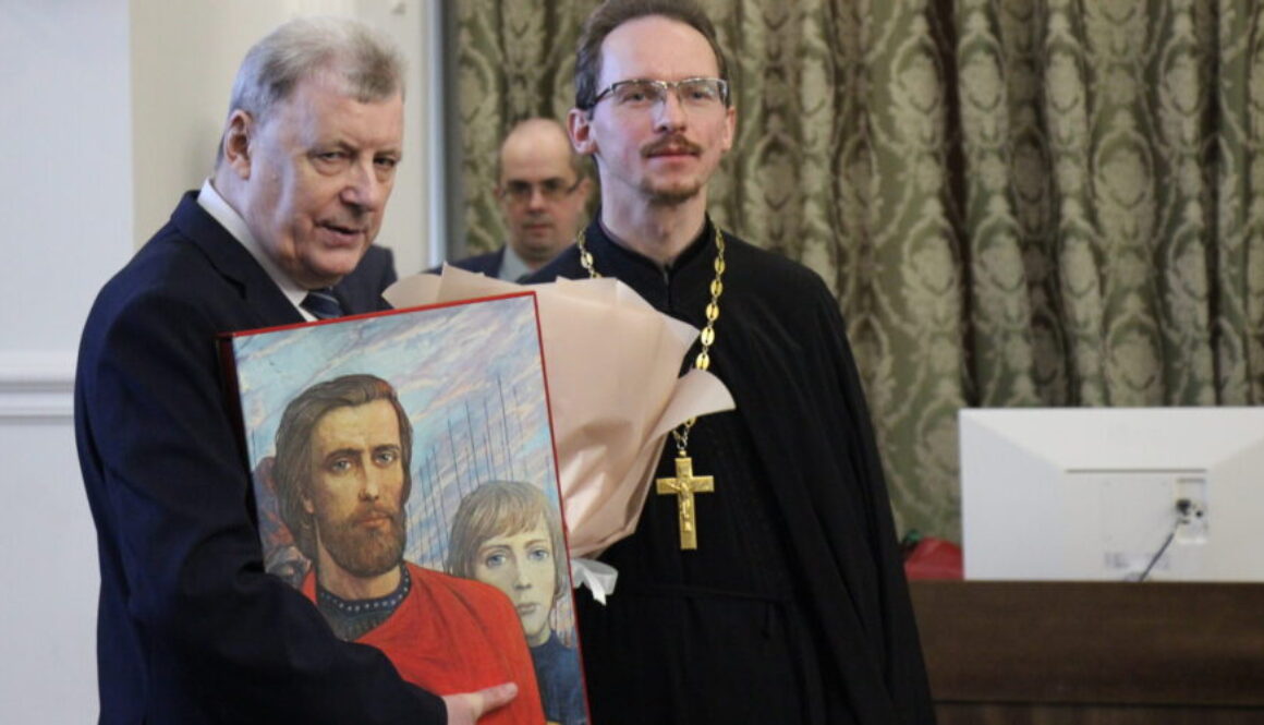 img_1476-scaled-990x500